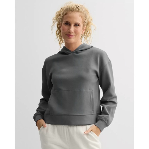 tek gear Tops - Tek Gear Cropped Ultracomfort Hoodie Sweatshirt Front Pouch Pocket Gray Size XL